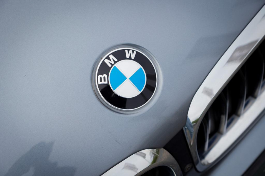 BMW 5 Serie 530e High Executive / M-Sport / Drive Assist Plus / Stoel-Stuurverwarming