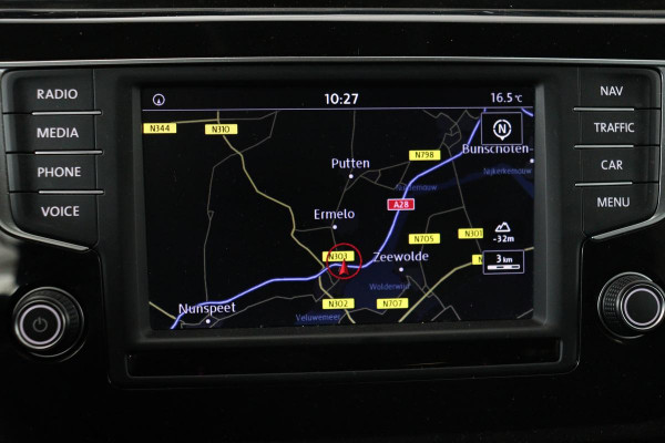 Volkswagen Touran 1.4 TSI Highline 7-persoons | Stoelverwarming | Full LED | Adaptive cruise | Navigatie | DAB | Climate control | PDC | Bluetooth