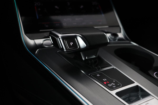 Audi A6 55 TFSI quattro S Line | Adaptive cruise | Trekhaak | Bang & Olufsen | Stoelverwarming | Full LED | Navigatie | Sportstoelen