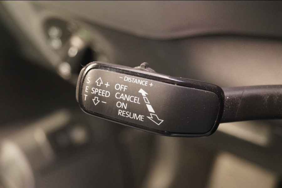 Škoda Karoq 1.5 TSI 150pk DSG Sportline Business