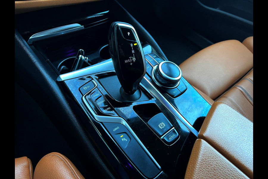 BMW 5 Serie 530e iPerformance High Executive Edition Carplay Camera_Luxe lederbekelding