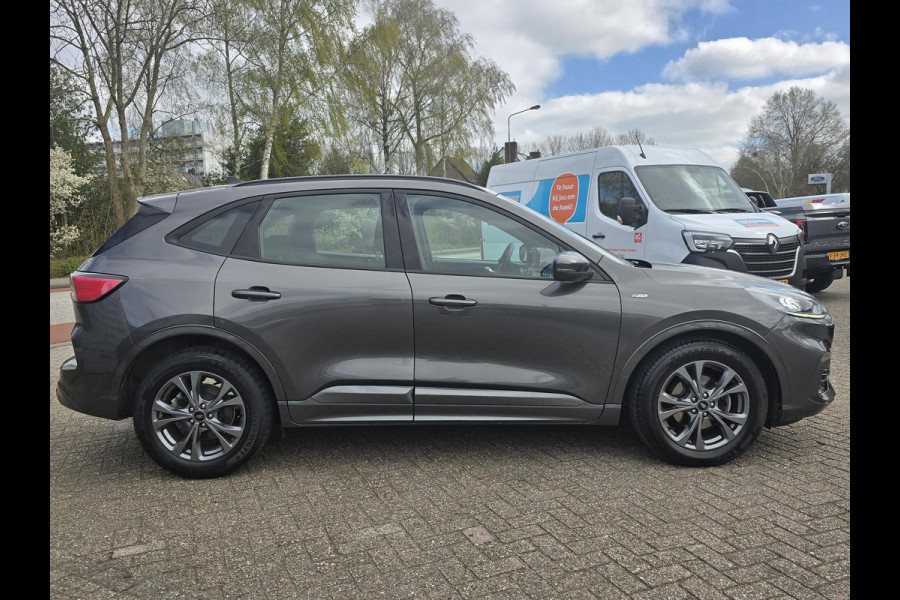 Ford Kuga 2.5 FHEV ST-Line 190pk Automaat | Navigatie | Parkeersensoren | Camera | Geen stekker nodig |  1.600kg trekgewicht !