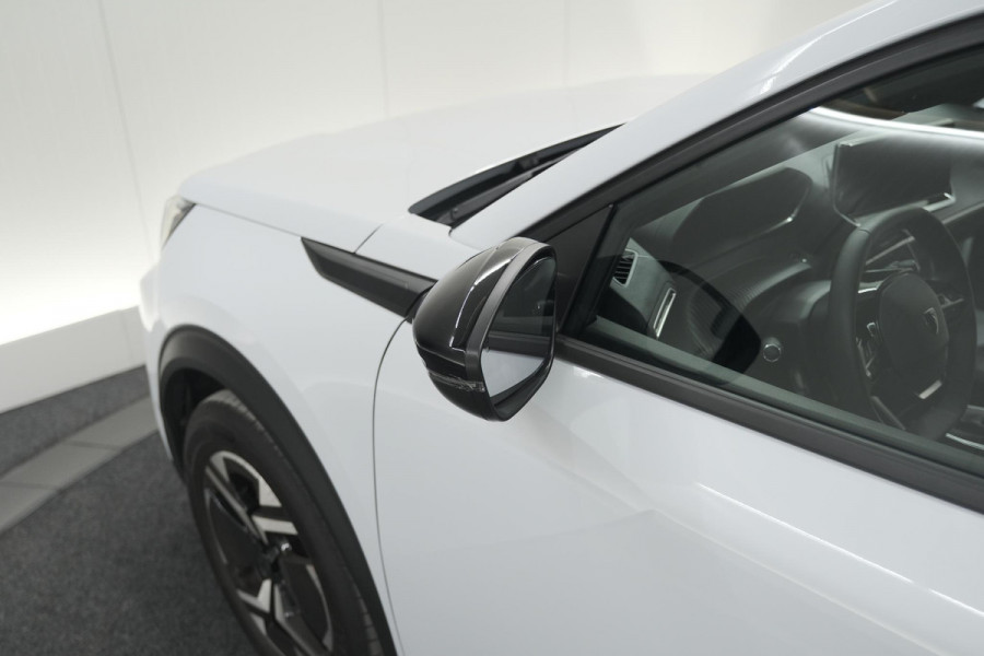 Peugeot 2008 PureTech 100 Allure | 360 Camera | Dodehoekdetectie | Navigatie | Apple Carplay
