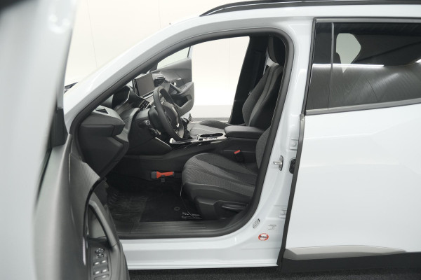 Peugeot 2008 PureTech 100 Allure | 360 Camera | Dodehoekdetectie | Navigatie | Apple Carplay