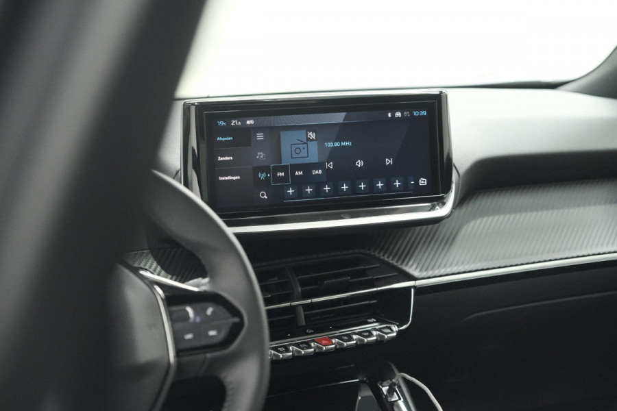 Peugeot 2008 PureTech 100 Allure | 360 Camera | Dodehoekdetectie | Navigatie | Apple Carplay
