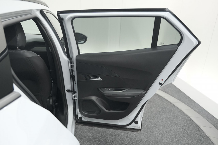Peugeot 2008 PureTech 100 Allure | 360 Camera | Dodehoekdetectie | Navigatie | Apple Carplay