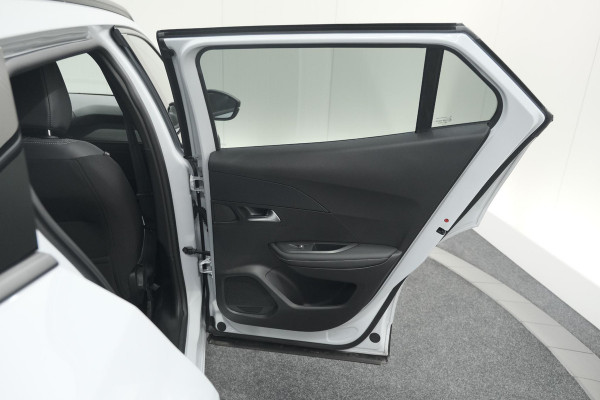 Peugeot 2008 PureTech 100 Allure | 360 Camera | Dodehoekdetectie | Navigatie | Apple Carplay