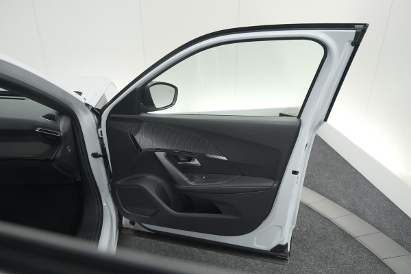 Peugeot 2008 PureTech 100 Allure | 360 Camera | Dodehoekdetectie | Navigatie | Apple Carplay