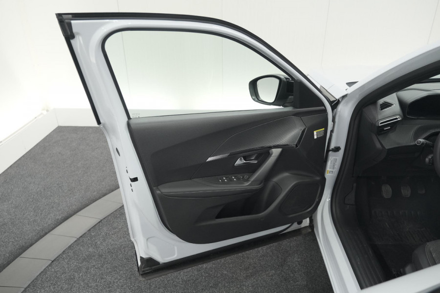 Peugeot 2008 PureTech 100 Allure | 360 Camera | Dodehoekdetectie | Navigatie | Apple Carplay