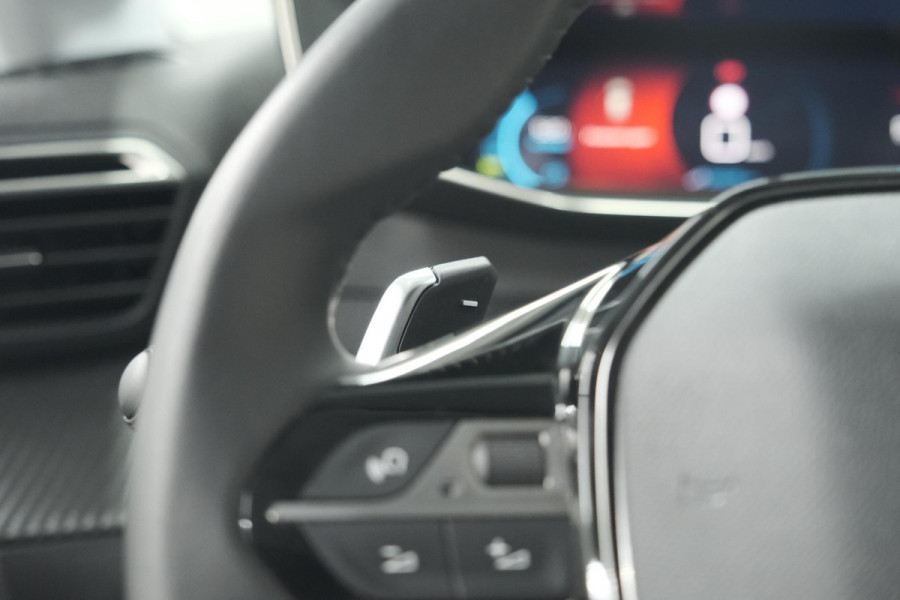 Peugeot 208 PureTech 100 EAT8 Allure Pack | Camera | Apple Carplay | Parkeersensoren | Stoelverwarming