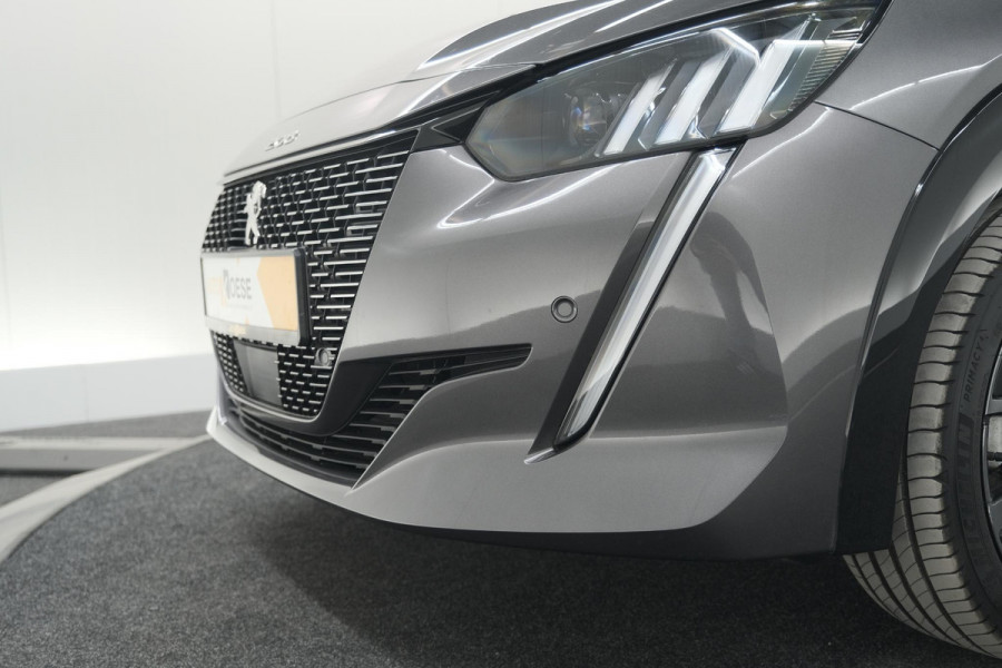 Peugeot 208 PureTech 100 GT | Camera | Adaptieve Cruise Control | Navigatie | Apple Carplay
