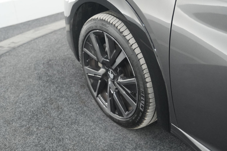 Peugeot 208 PureTech 100 GT | Camera | Adaptieve Cruise Control | Navigatie | Apple Carplay