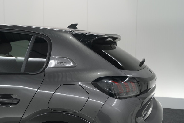 Peugeot 208 PureTech 100 GT | Camera | Adaptieve Cruise Control | Navigatie | Apple Carplay