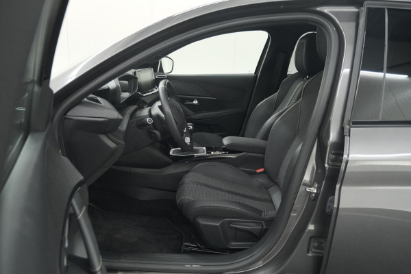 Peugeot 208 PureTech 100 GT | Camera | Adaptieve Cruise Control | Navigatie | Apple Carplay
