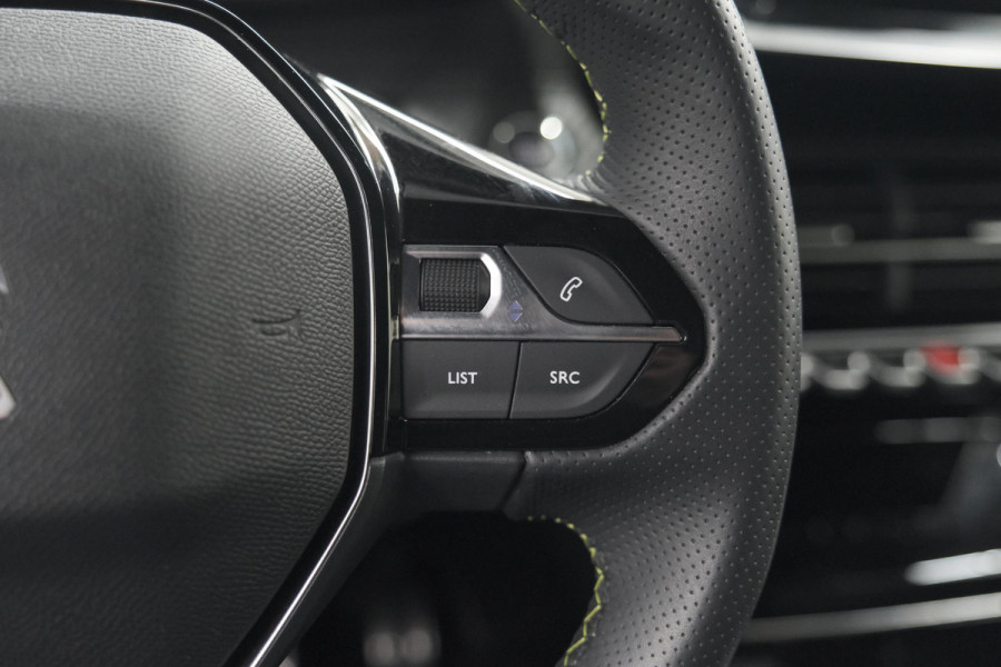 Peugeot 208 PureTech 100 GT | Camera | Adaptieve Cruise Control | Navigatie | Apple Carplay