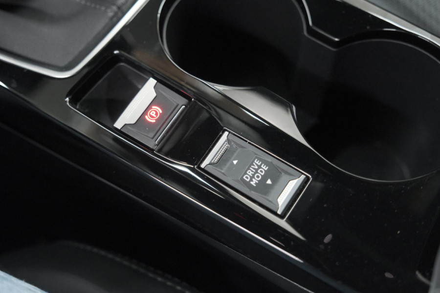 Peugeot 208 PureTech 100 GT | Camera | Adaptieve Cruise Control | Navigatie | Apple Carplay