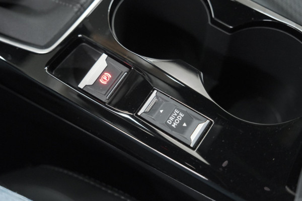 Peugeot 208 PureTech 100 GT | Camera | Adaptieve Cruise Control | Navigatie | Apple Carplay
