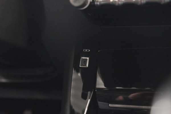 Peugeot 208 PureTech 100 GT | Camera | Adaptieve Cruise Control | Navigatie | Apple Carplay