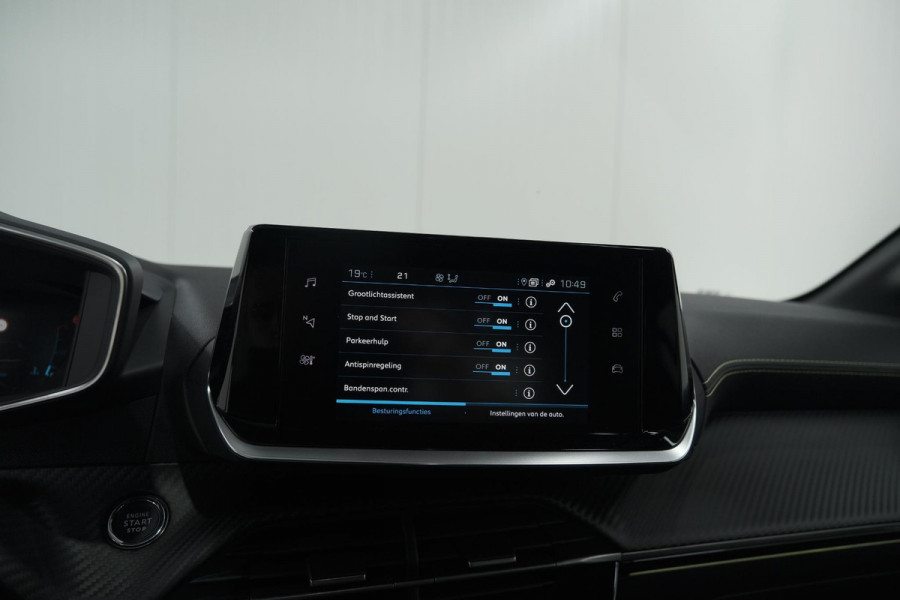 Peugeot 208 PureTech 100 GT | Camera | Adaptieve Cruise Control | Navigatie | Apple Carplay