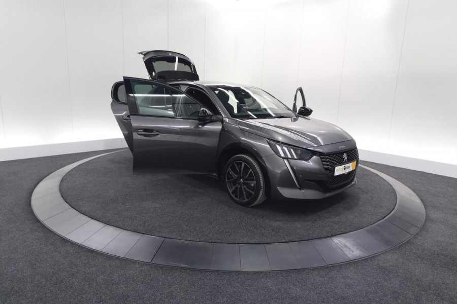 Peugeot 208 PureTech 100 GT | Camera | Adaptieve Cruise Control | Navigatie | Apple Carplay