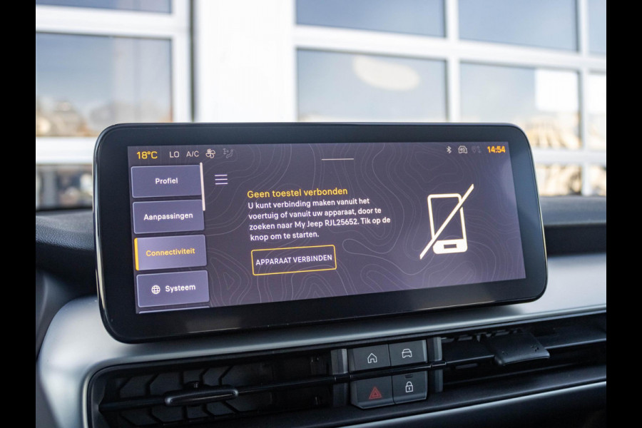 Jeep Avenger 1.2 e-Hybrid Summit | Schuif/Kanteldak | Winter Pack | Infotainment Pack | Snow White