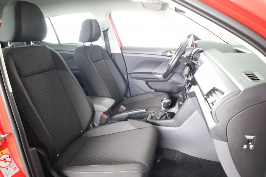 Volkswagen T-Cross 1.0 TSI Life 115 pk Automaat (DSG) | Navigatie | Parkeersensor | Achteruitrijcamera | Adaptieve cruise control |