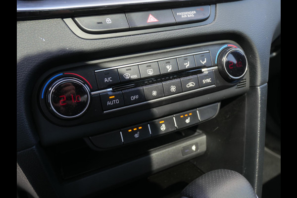 Kia Xceed 1.5 T-GDi GT-Line | Cruise | Camera | Navi | Schuif-kanteldak | Stoel-stuurverwarming |