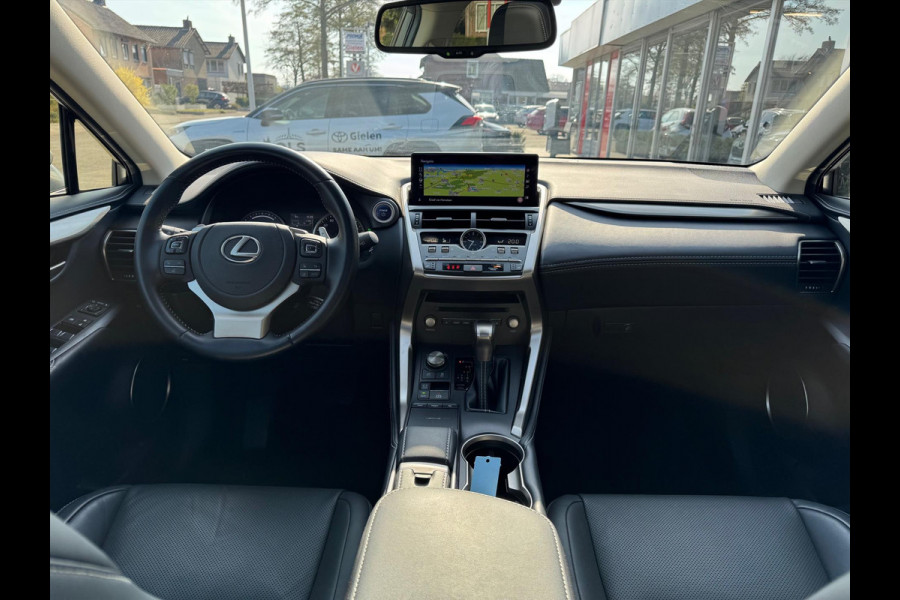 Lexus NX 300h AWD Luxury Line | Panoramadak, Premium Navigatie, Parkeersensoren, Leer, Stoelverwarming, Apple CarPlay/Android Auto