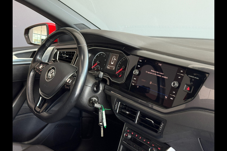 Volkswagen Polo 1.0 TSI DSG Highline Pano|LED|PDC|Dealer Onderhouden