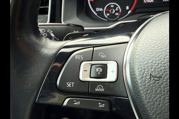 Volkswagen Polo 1.0 TSI DSG Highline Pano|LED|PDC|Dealer Onderhouden