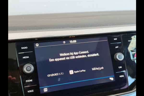 Volkswagen Polo 1.0 TSI DSG Highline Pano|LED|PDC|Dealer Onderhouden
