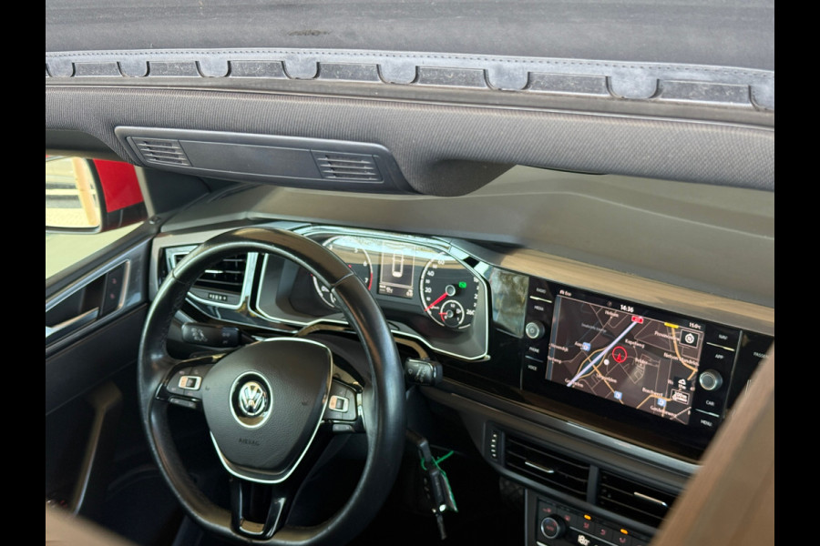 Volkswagen Polo 1.0 TSI DSG Highline Pano|LED|PDC|Dealer Onderhouden
