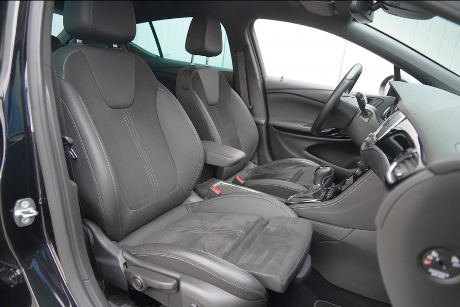 Opel Astra 1.6 Turbo Demo Edition / 121dkm NAP / Trekhaak / 200PK / Automaat / Sportstoelen / NL-Auto