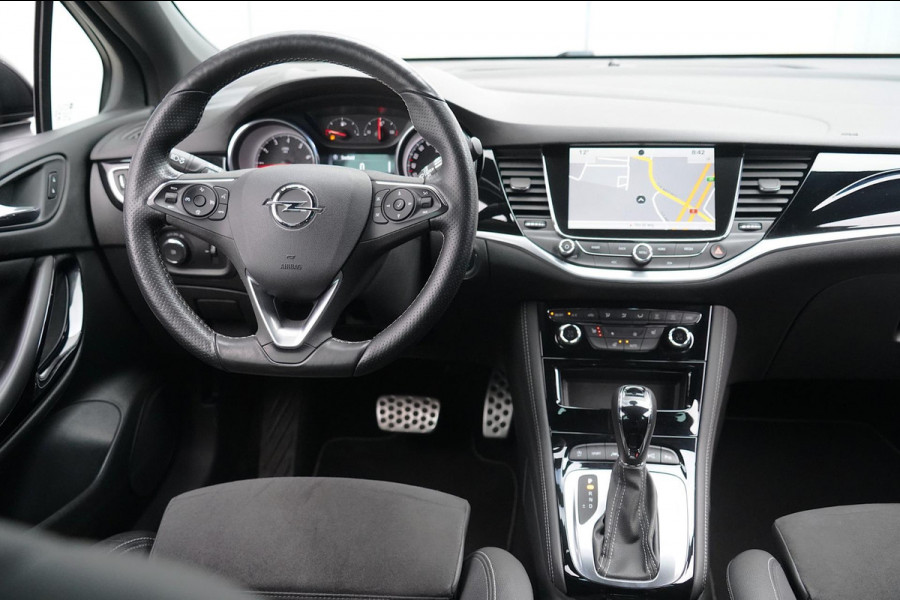 Opel Astra 1.6 Turbo Demo Edition / 121dkm NAP / Trekhaak / 200PK / Automaat / Sportstoelen / NL-Auto