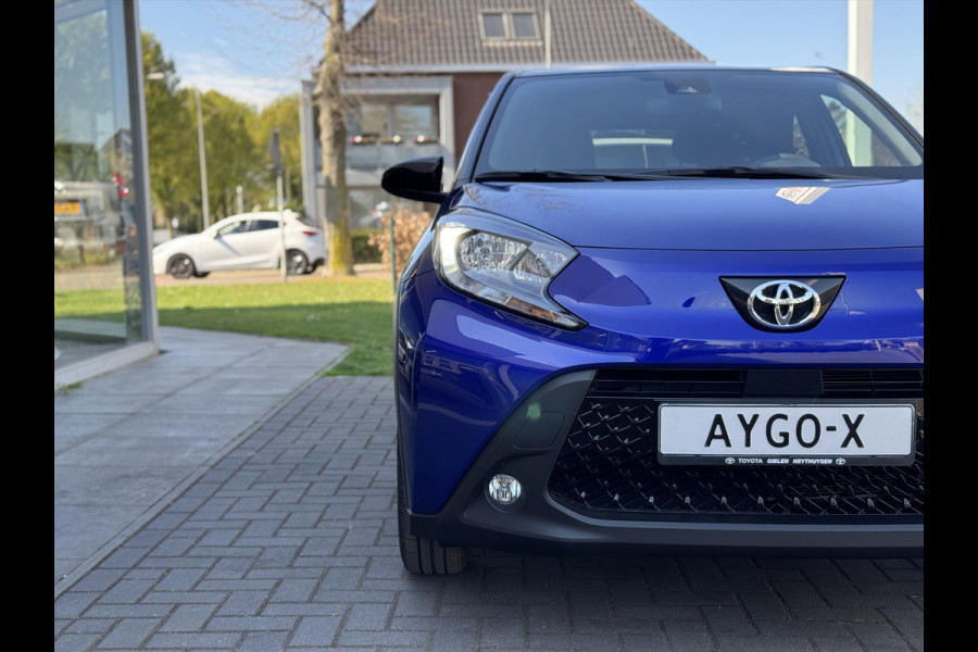Toyota Aygo X 1.0 VVT-i Pulse Automaat | Stoelverwarming, Adaptieve cruise control, Apple carplay/android auto, Parkeercamera