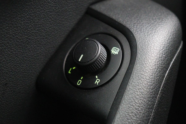 Škoda Octavia 1.6 TDI Ambition | Trekhaak | Carplay | Navigatie | Climate control | PDC | Cruise control | Getint glas