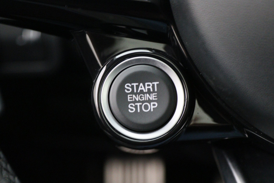 Alfa Romeo Stelvio 2.0 T AWD Sprint Leer, Xenon, Adapt. Cruise, Apple Carplay, Camera, PDC