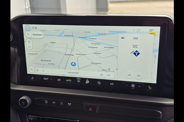 Ford Transit Custom 320 2.0-136pk TDCI L2H1 Limited dubbele cabine 6-zits. De NIEUWE Ford Transit Custom mèt dubbele cabine ! Airco, cruise cntrl, LED verl., Apple carplay/Android auto, LM wielen, stoel- en voorraamverwarming, camera, parkeersensoren v+a etc.