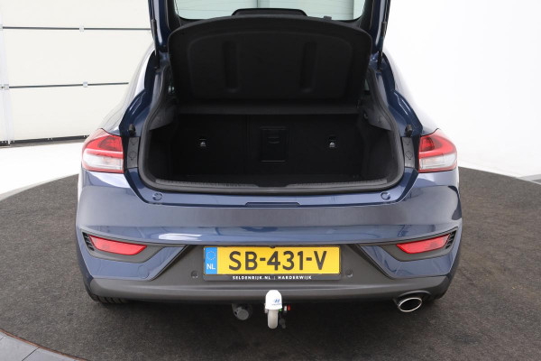 Hyundai i30 Fastback 1.4 T-GDI Premium | Trekhaak | Carplay | Full LED | Half leder | Keyless | Navigatie | Camera | Climate control | PDC | Cruise control