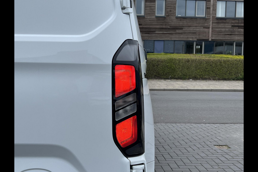 Ford Transit Custom 280 2.0 TDCI L1H1 Trend Zuid | Automaat | Nieuw model | Adaptive cruise control | Trekhaak | Stoelverwarming | Scherm | Laadruimte bescherming