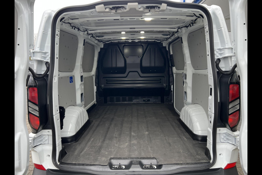 Ford Transit Custom 280 2.0 TDCI L1H1 Trend Zuid | Automaat | Nieuw model | Adaptive cruise control | Trekhaak | Stoelverwarming | Scherm | Laadruimte bescherming