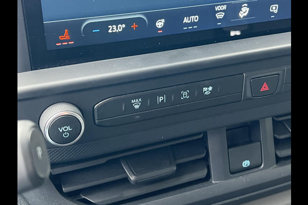 Ford Transit Custom 280 2.0 TDCI L1H1 Trend Zuid | Automaat | Nieuw model | Adaptive cruise control | Trekhaak | Stoelverwarming | Scherm | Laadruimte bescherming