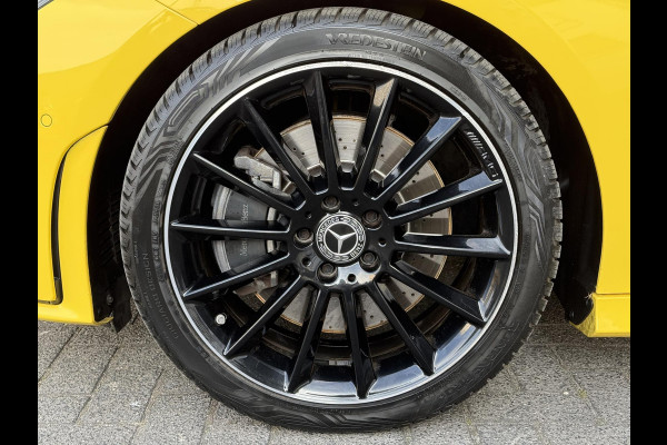 Mercedes-Benz CLA-Klasse 220 AMG-Line | Panodak | Sfeerverlichting |