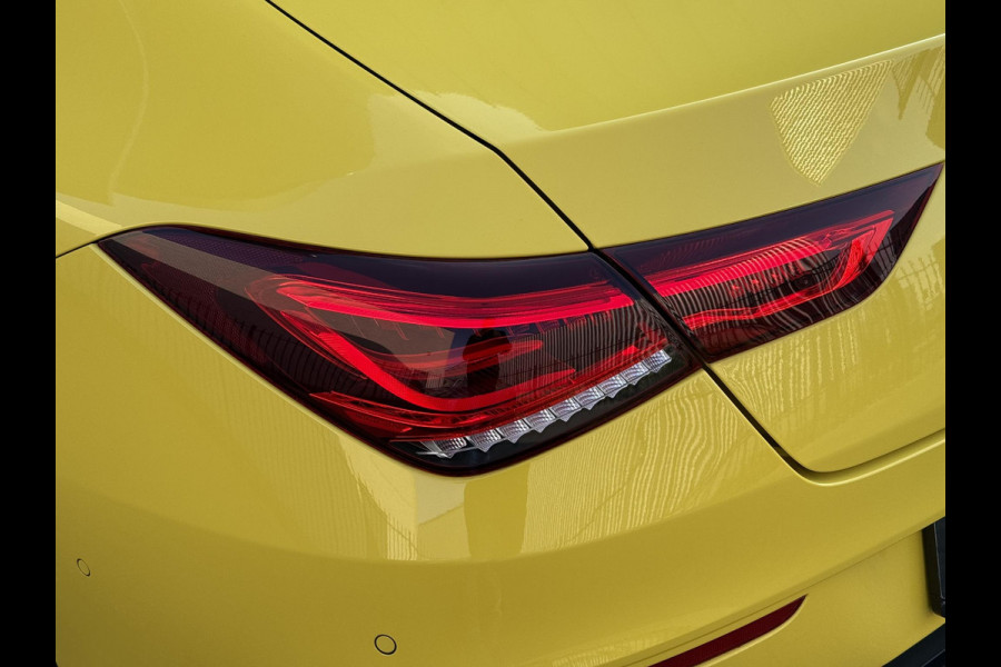 Mercedes-Benz CLA-Klasse 220 AMG-Line | Panodak | Sfeerverlichting |