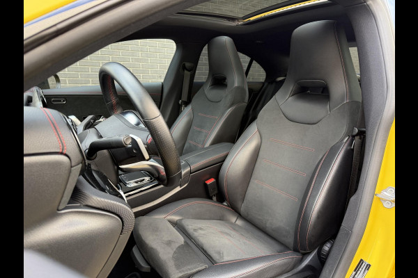Mercedes-Benz CLA-Klasse 220 AMG-Line | Panodak | Sfeerverlichting |