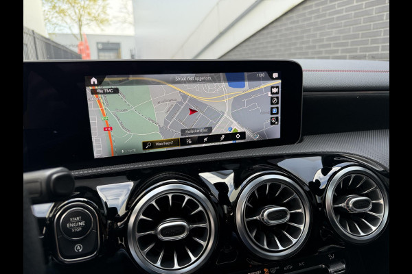 Mercedes-Benz CLA-Klasse 220 AMG-Line | Panodak | Sfeerverlichting |