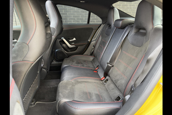 Mercedes-Benz CLA-Klasse 220 AMG-Line | Panodak | Sfeerverlichting |