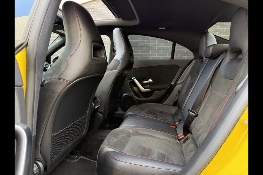 Mercedes-Benz CLA-Klasse 220 AMG-Line | Panodak | Sfeerverlichting |
