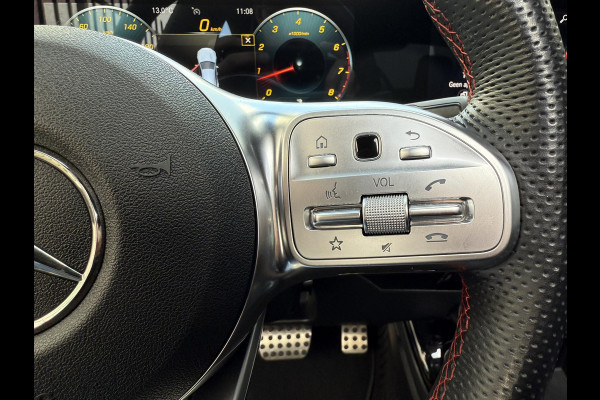 Mercedes-Benz CLA-Klasse 220 AMG-Line | Panodak | Sfeerverlichting |