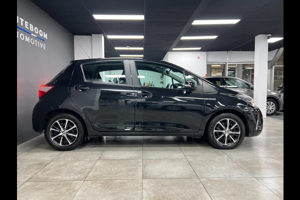 Toyota Yaris 1.5 Hybrid | Lane | Camera | LED |